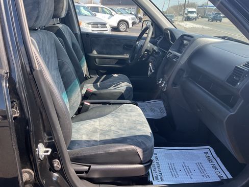 Used 2004 Honda CR-V EX image 8