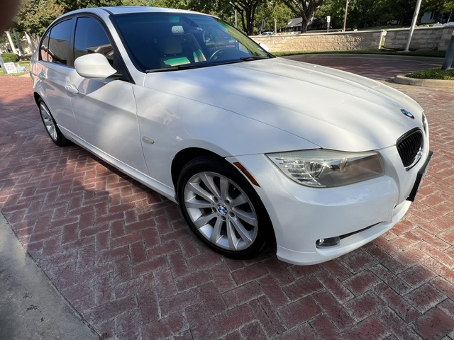 Used 2011 BMW 328i Sedan RWD image 2