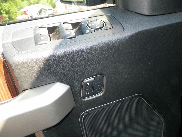 Used 2015 Ford F150 2WD SuperCrew image 8