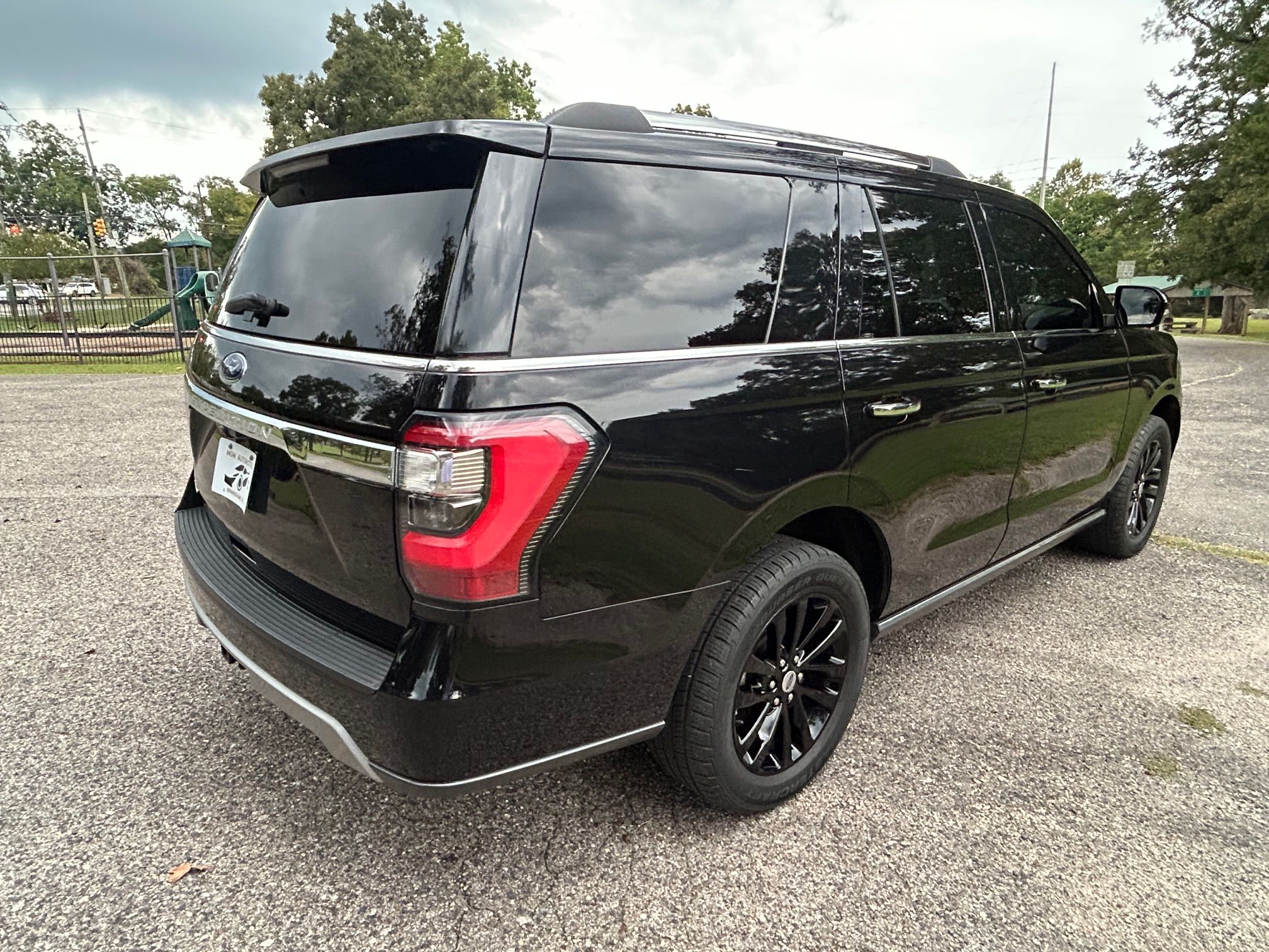 Used 2019 Ford Expedition 4WD Limited image 6