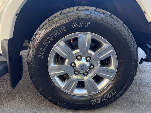 Used 2011 Ford F150 Lariat image 23