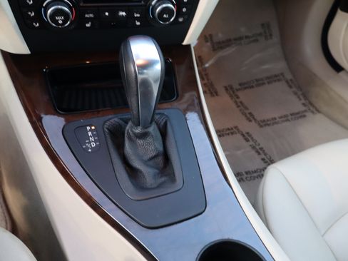 Used 2010 BMW 328i image 24