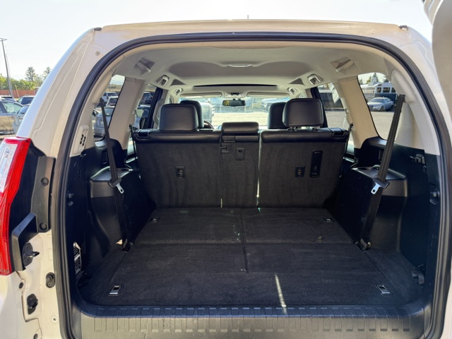 Used 2011 Lexus GX 460 GX 460 Luxury Sport Utility 4D AWD/4WD image 21