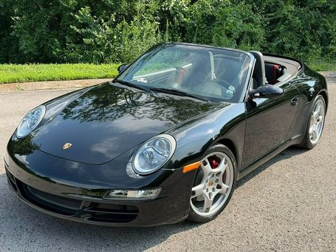 Used 2006 Porsche 911 Carrera S Cabriolet RWD image 2