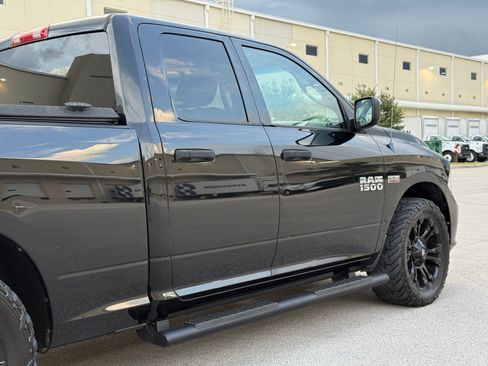 Used 2014 RAM 1500 ST RWD image 57