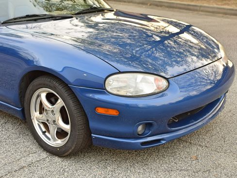 Used 1999 MAZDA MX-5 Miata 10th Anniversary Edition image 11