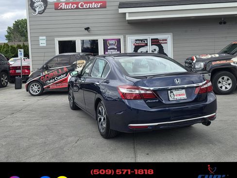 Used 2017 Honda Accord LX Sedan image 5