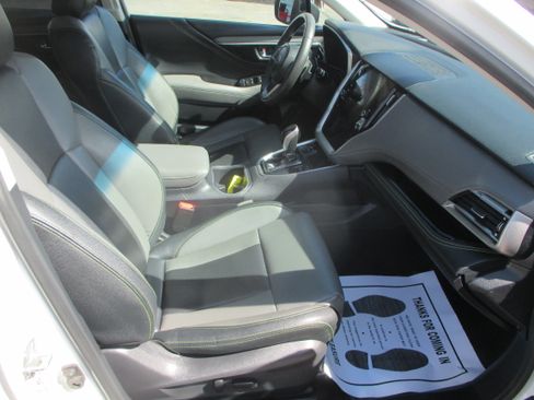 Used 2020 Subaru Outback Onyx Edition XT image 4