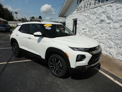 Used 2023 Chevrolet TrailBlazer ACTIV image 3