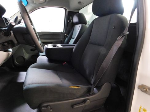 Used 2013 Chevrolet Silverado 1500 W/T image 13