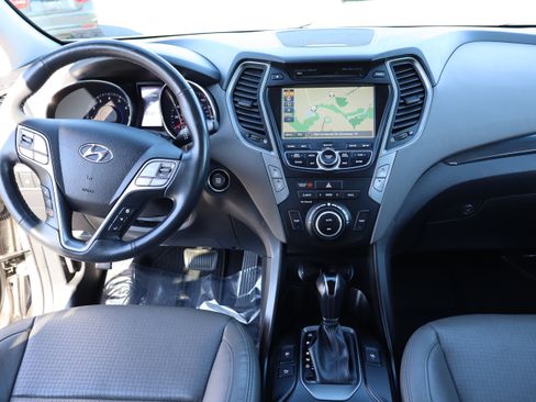 Used 2015 Hyundai Santa Fe Sport image 17