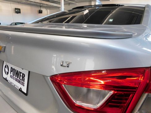 Used 2016 Chevrolet Cruze LT image 21