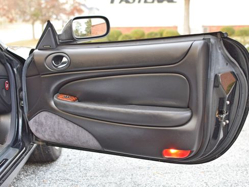 Used 2000 Jaguar XK8 image 32