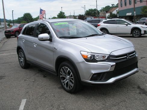 Used 2018 Mitsubishi Outlander Sport AWD image 2