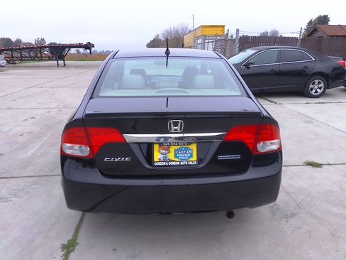 Used 2010 Honda Civic image 6
