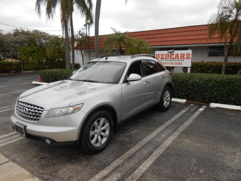 Used 2005 INFINITI FX35 image 1