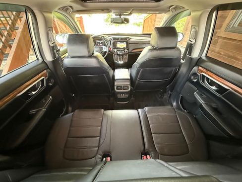 Used 2017 Honda CR-V Touring image 19
