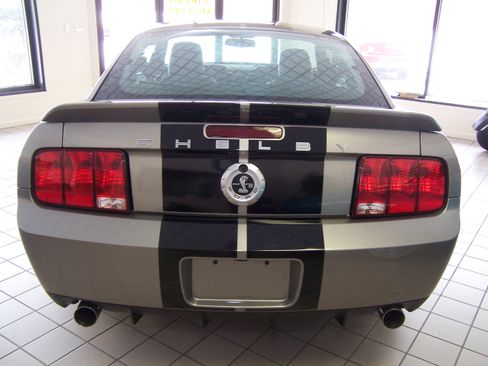 Used 2008 Ford Mustang Shelby GT500 image 4