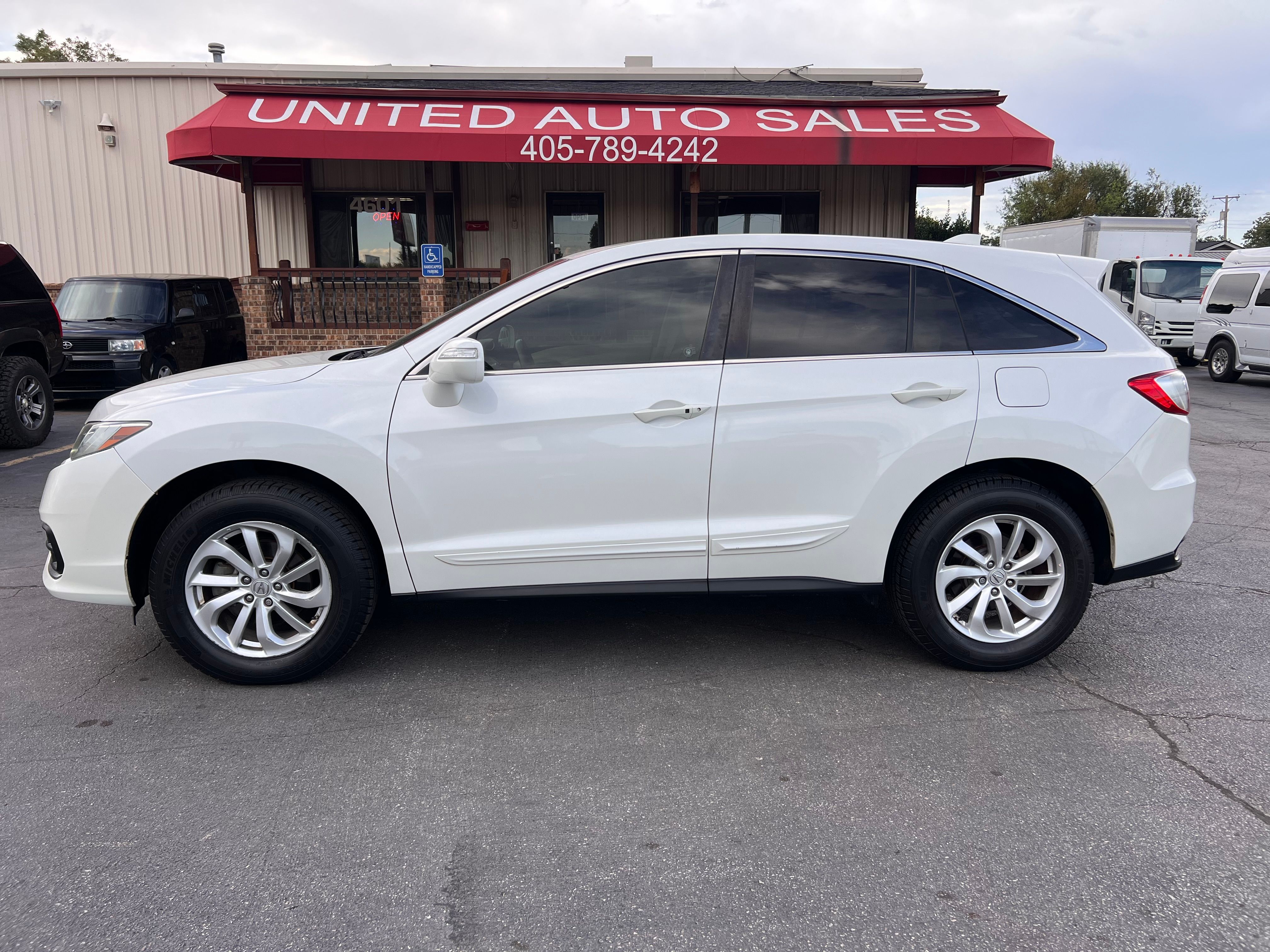 Used 2016 Acura RDX FWD image 1