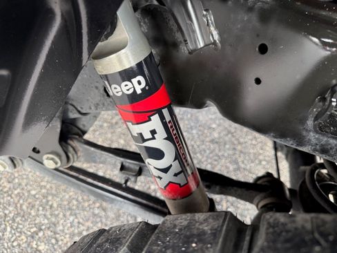 Used 2020 Jeep Gladiator Rubicon image 26