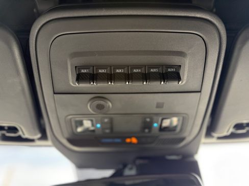 Used 2023 Ford Bronco Wildtrak image 26