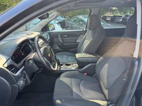 Used 2016 Chevrolet Traverse FWD LT w/ 1LT image 10