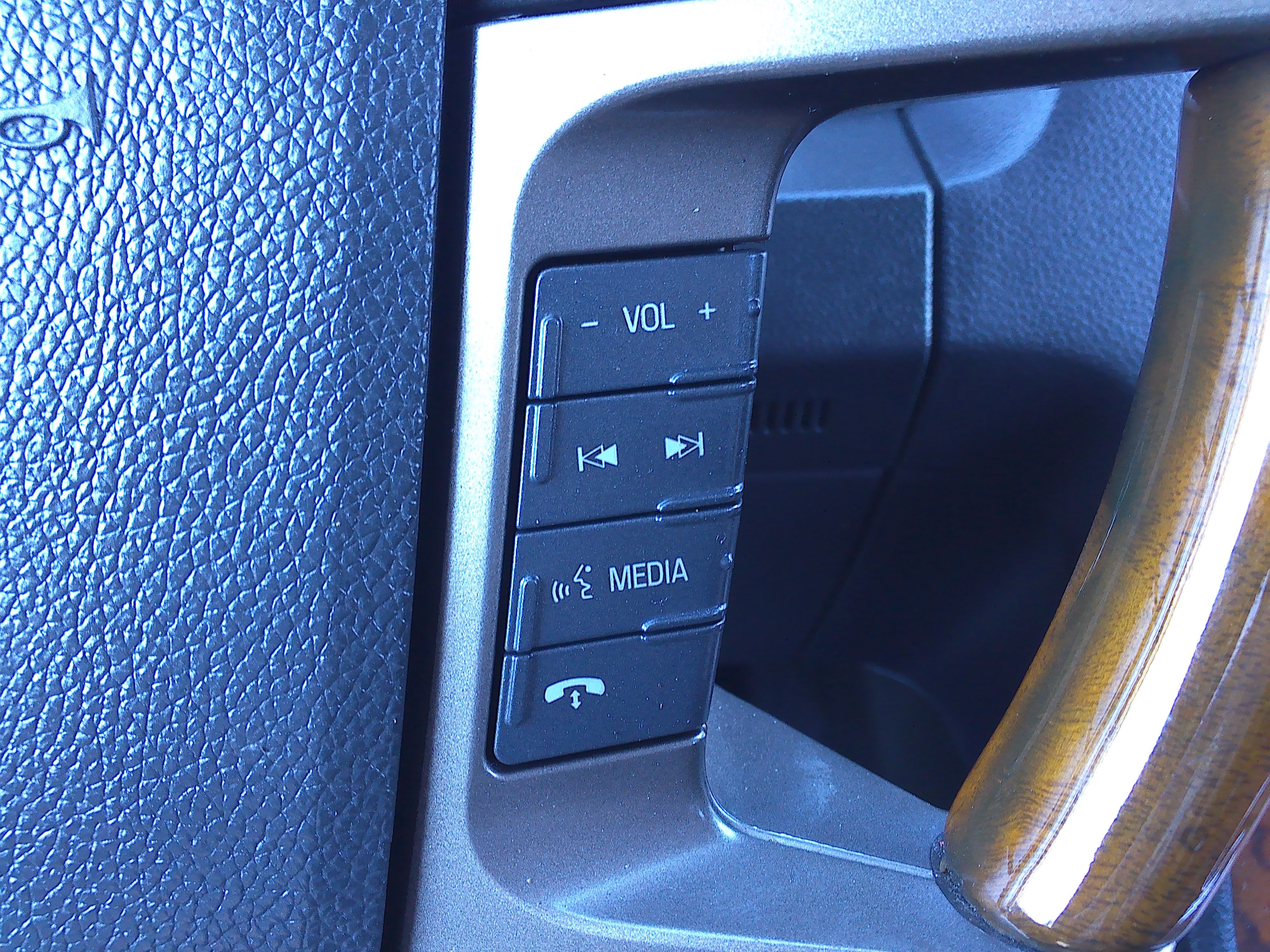 Used 2012 Lincoln Navigator 4WD image 28