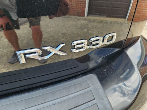 Used 2004 Lexus RX 330 image 11