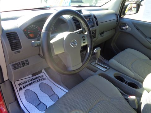 Used 2008 Nissan Frontier SE image 46