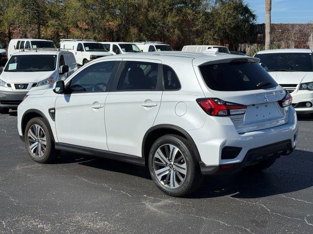 Used 2022 Mitsubishi Outlander Sport SE FWD image 4