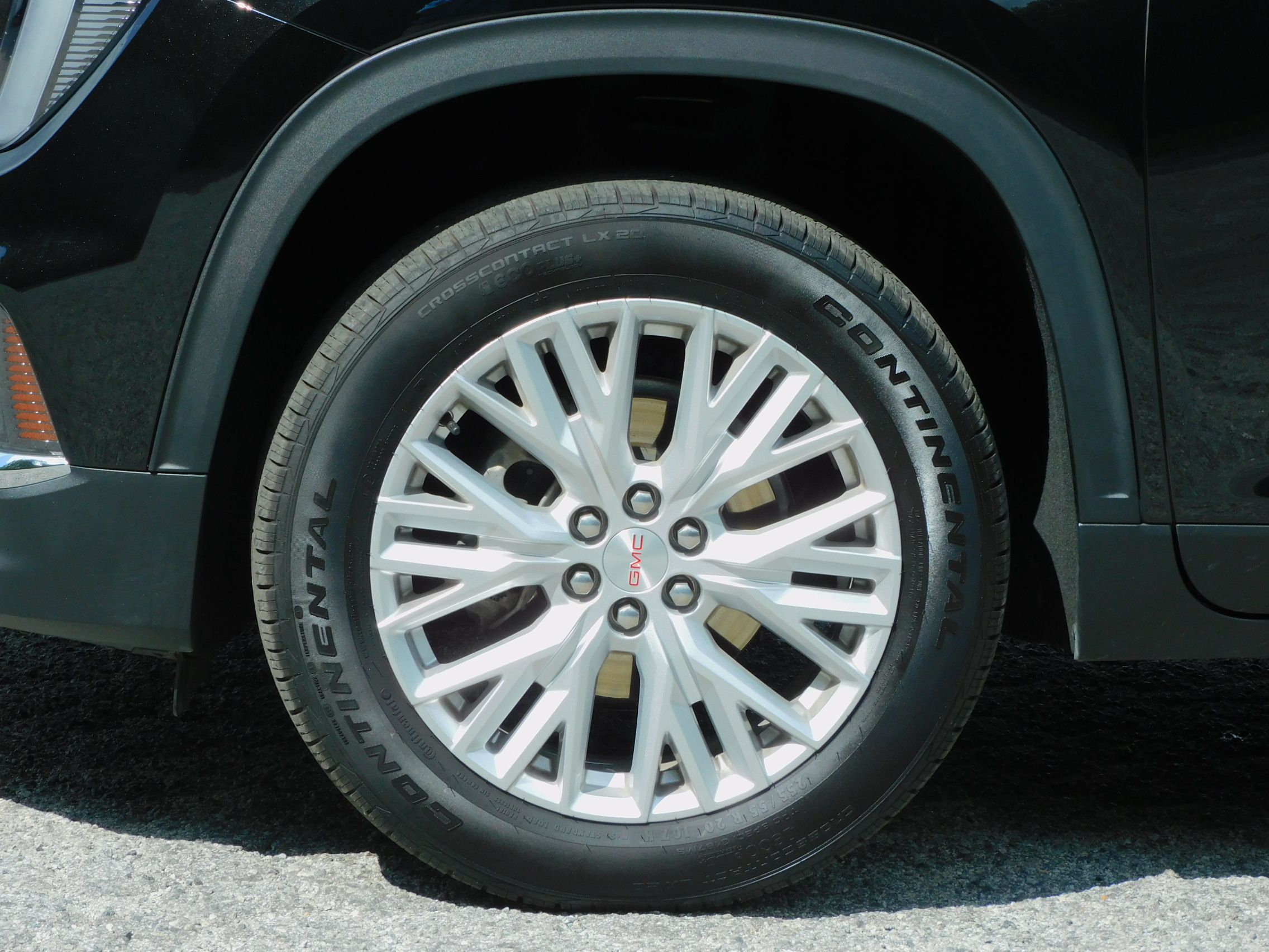Used 2026 GMC Acadia FWD Elevation image 10