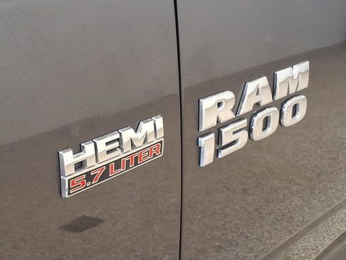 Used 2015 RAM 1500 Express AWD/4WD image 22