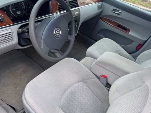 Used 2006 Buick LaCrosse CX image 13