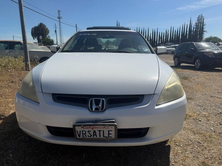 Used 2004 Honda Accord EX V6 Sedan image 2