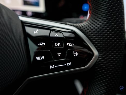 Used 2024 Volkswagen GTI SE image 37