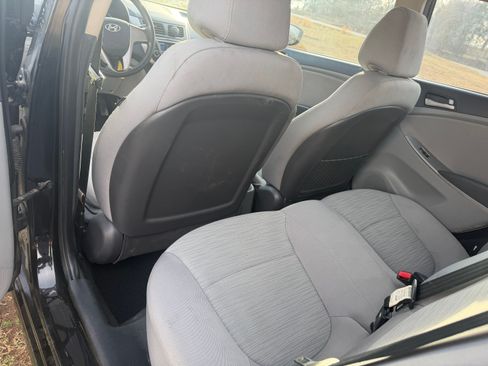 Used 2016 Hyundai Accent SE image 45