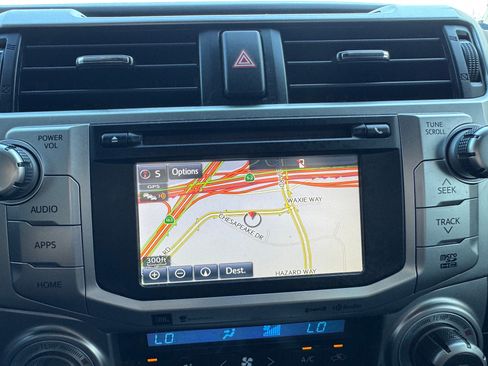 Used 2017 Toyota 4Runner Limited image 32