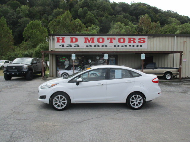Used 2019 Ford Fiesta SE Sedan FWD image 1