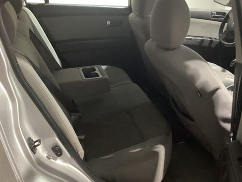 Used 2012 Nissan Sentra SR image 9