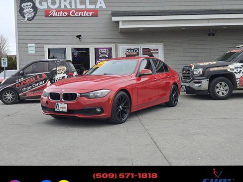 Used 2017 BMW 320i xDrive image 3
