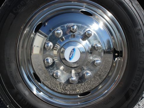 Used 2023 Ford F450 XL image 11