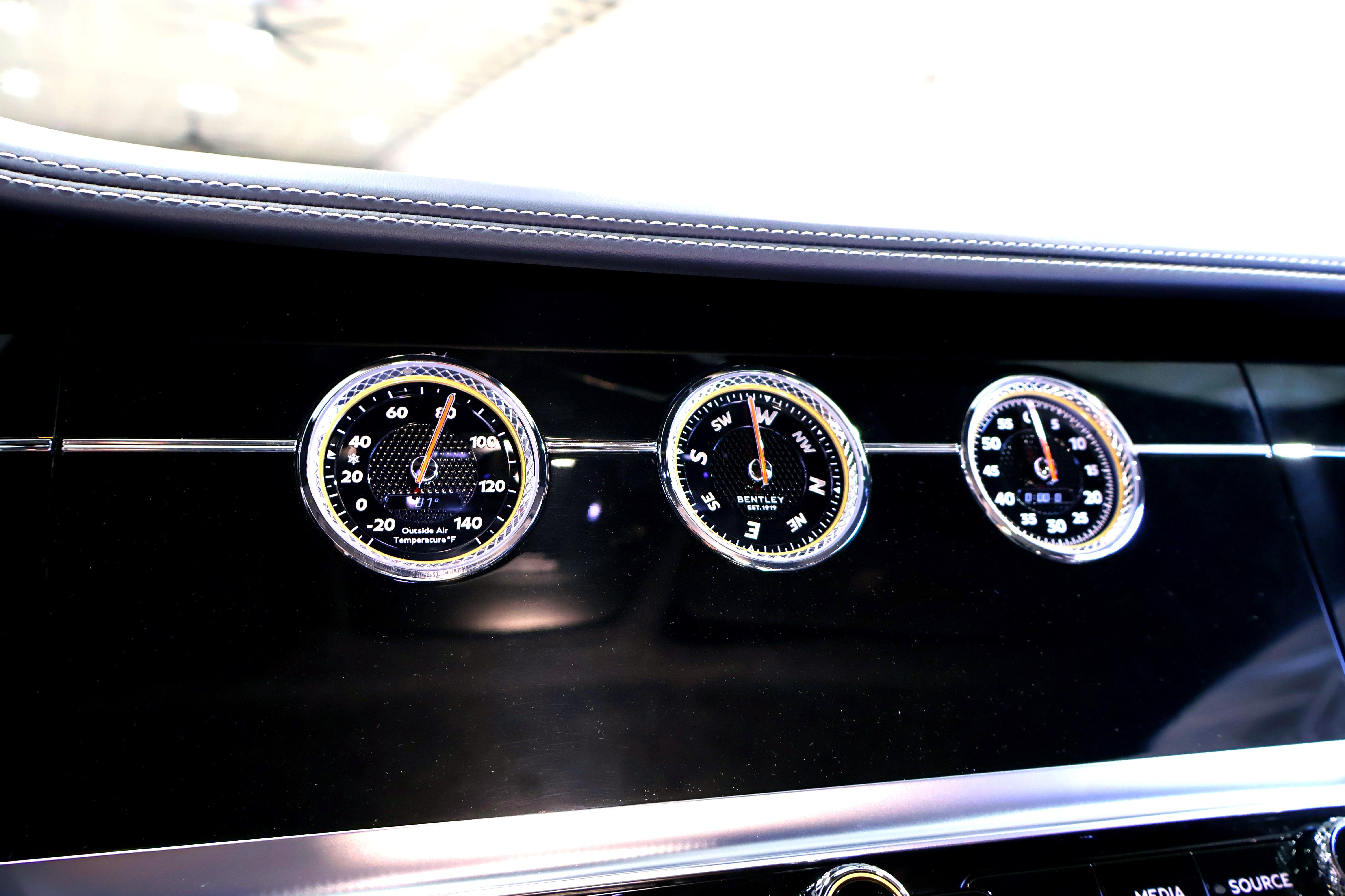 Used 2021 Bentley Continental GT Coupe AWD/4WD image 33