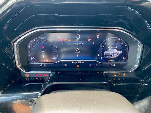 Used 2022 Chevrolet Silverado 1500 LT image 19