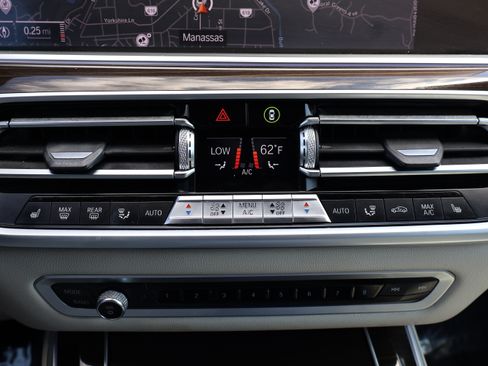 Used 2019 BMW X5 xDrive40i image 25