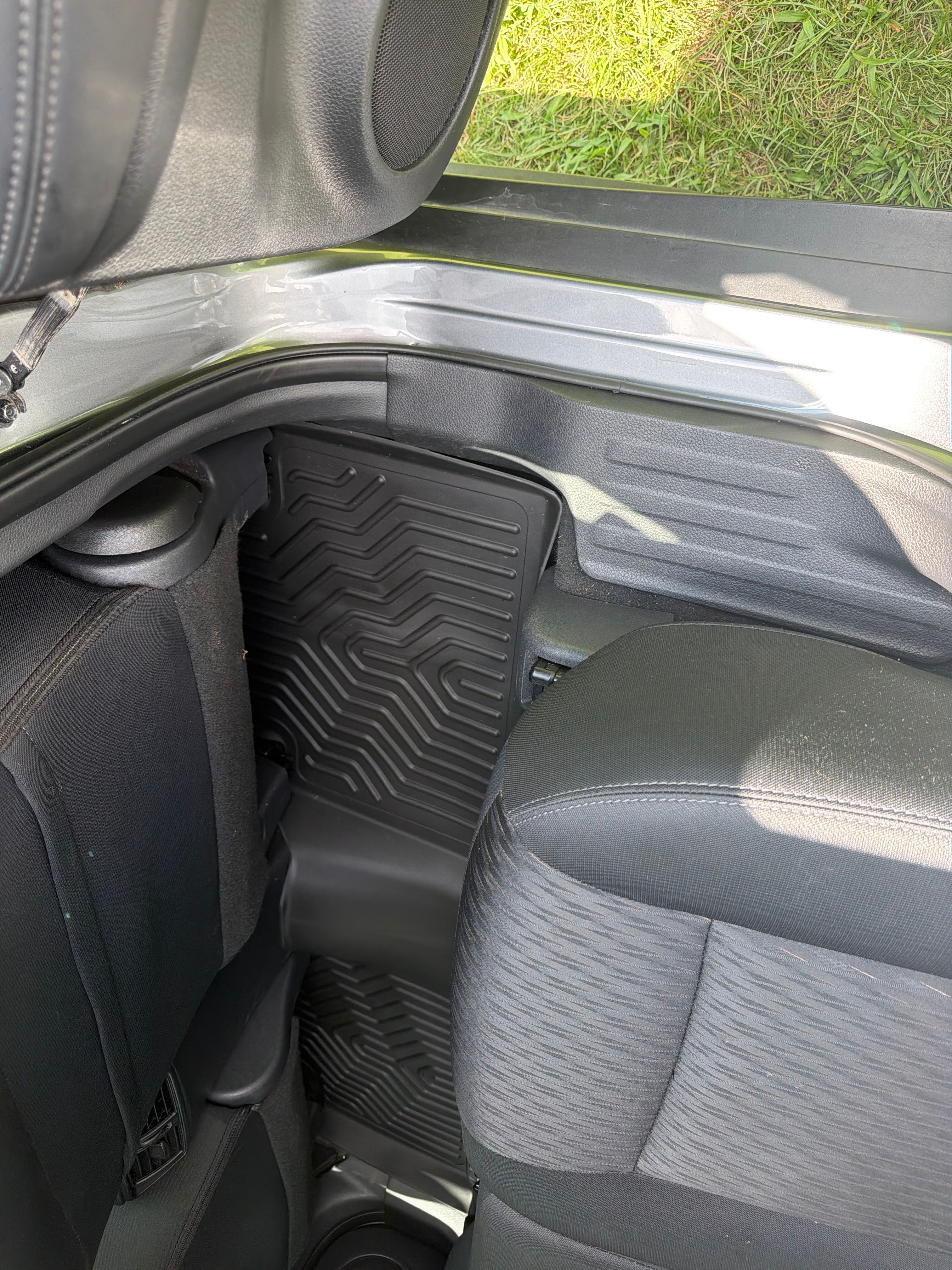 Used 2018 Nissan Rogue AWD image 44