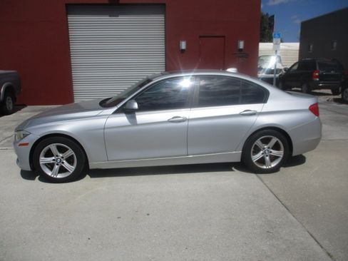 Used 2015 BMW 328i image 1
