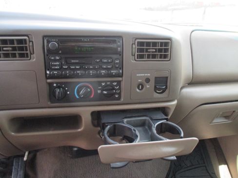 Used 2000 Ford F350 Super Duty XL RWD image 17