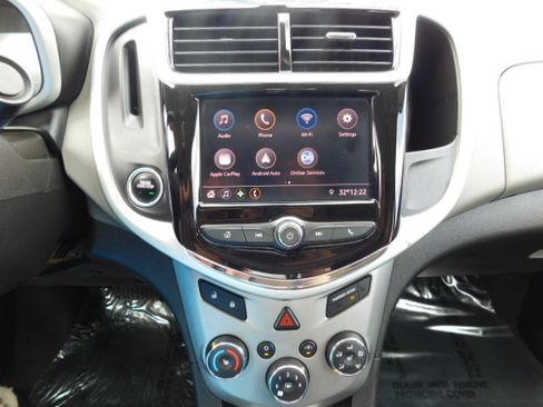 Used 2020 Chevrolet Sonic Premier image 15