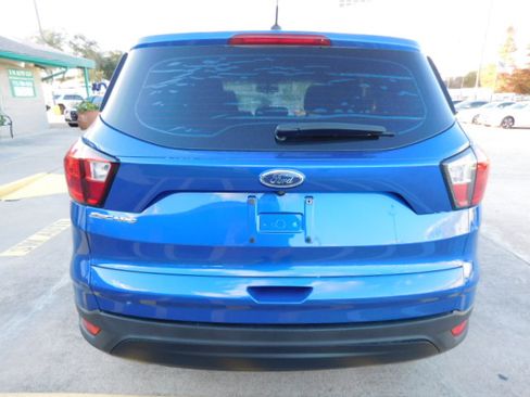 Used 2019 Ford Escape S image 7