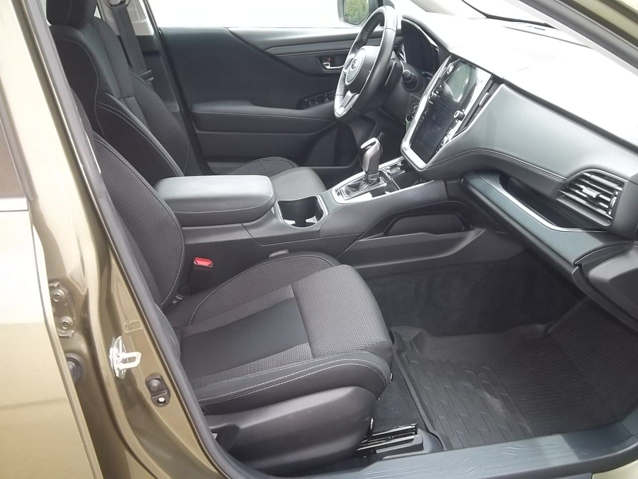 Used 2020 Subaru Outback Premium AWD/4WD image 26